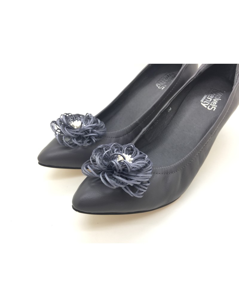 DOLLY Grey Lambskin Leather Straw Flower Design Heels