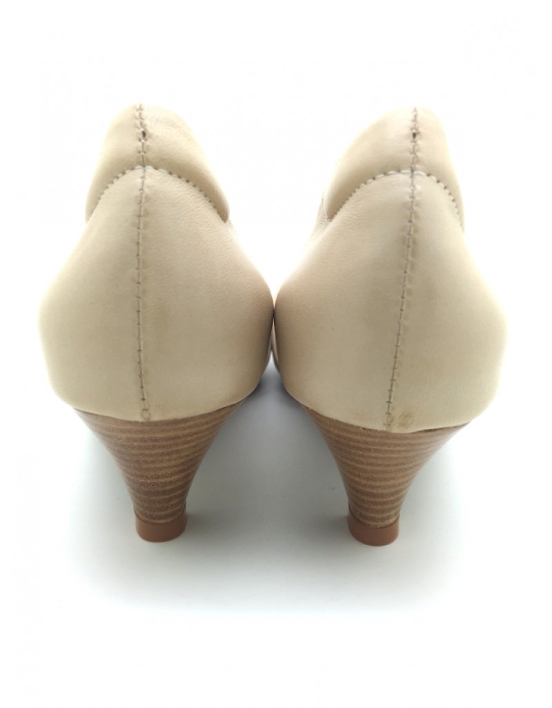 DOLLY Beige Lambskin Leather Twist Design Heels