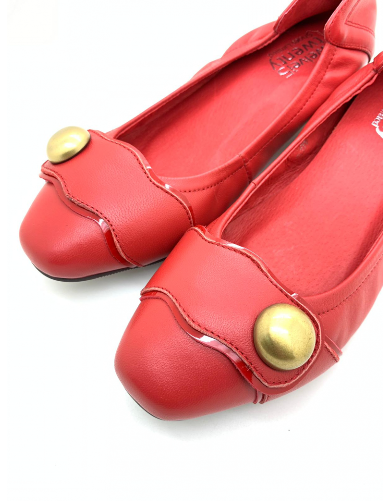 DOLLY Red Lambskin Leather Brass Button Kitten Heels