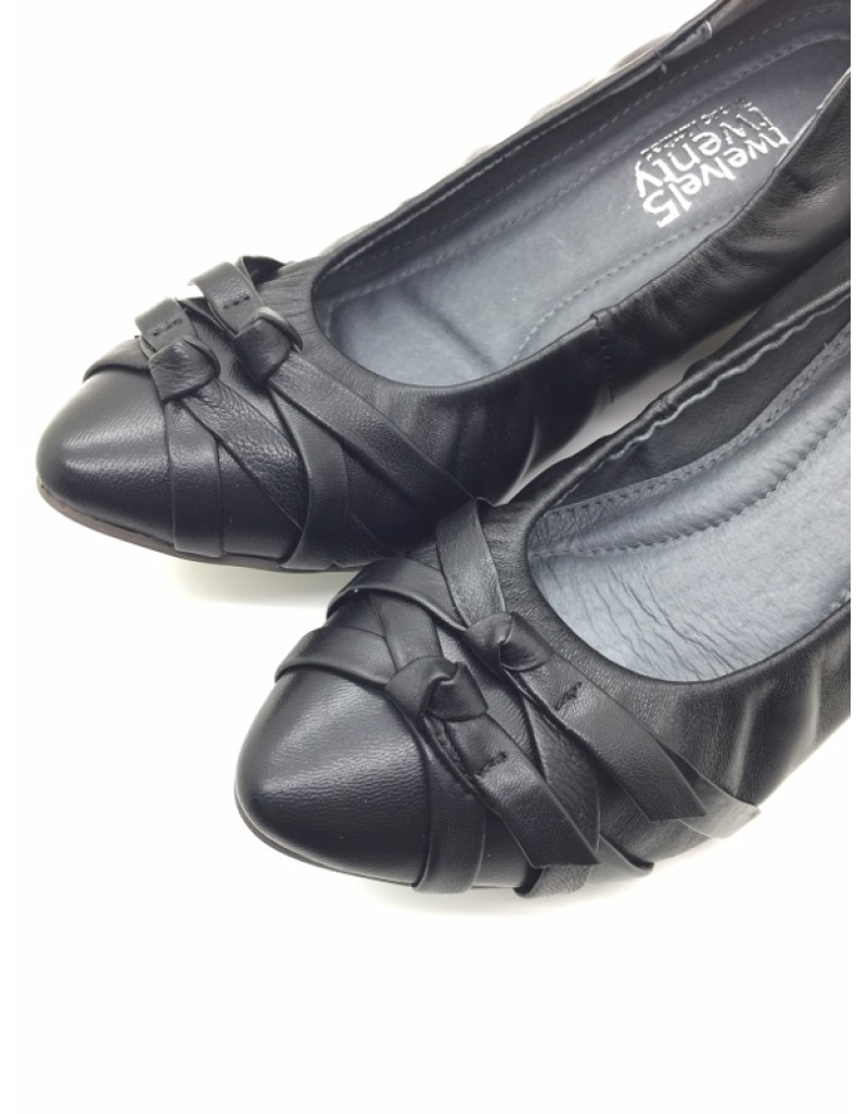 DOLLY Black Lambskin Leather Double Ribbons Kitten Heels