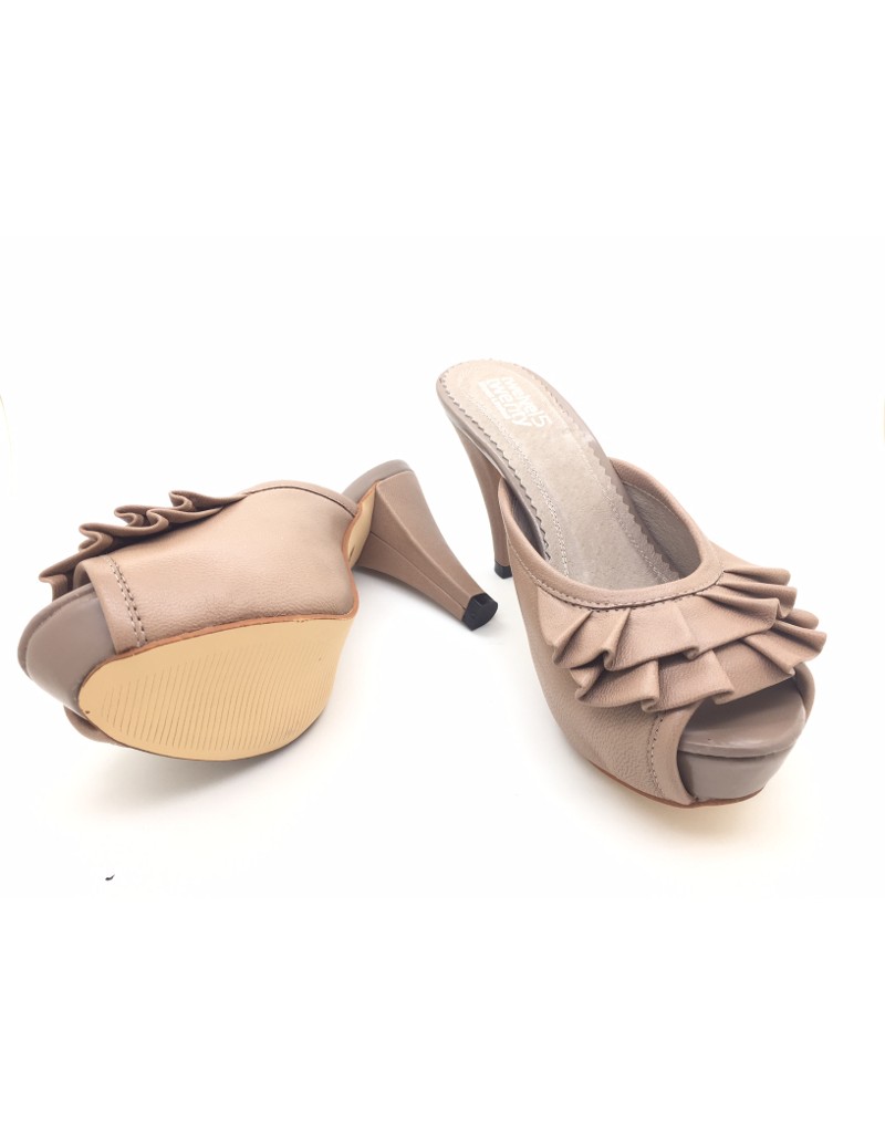 Dolly Beige Lambskin Leather Platform Mule