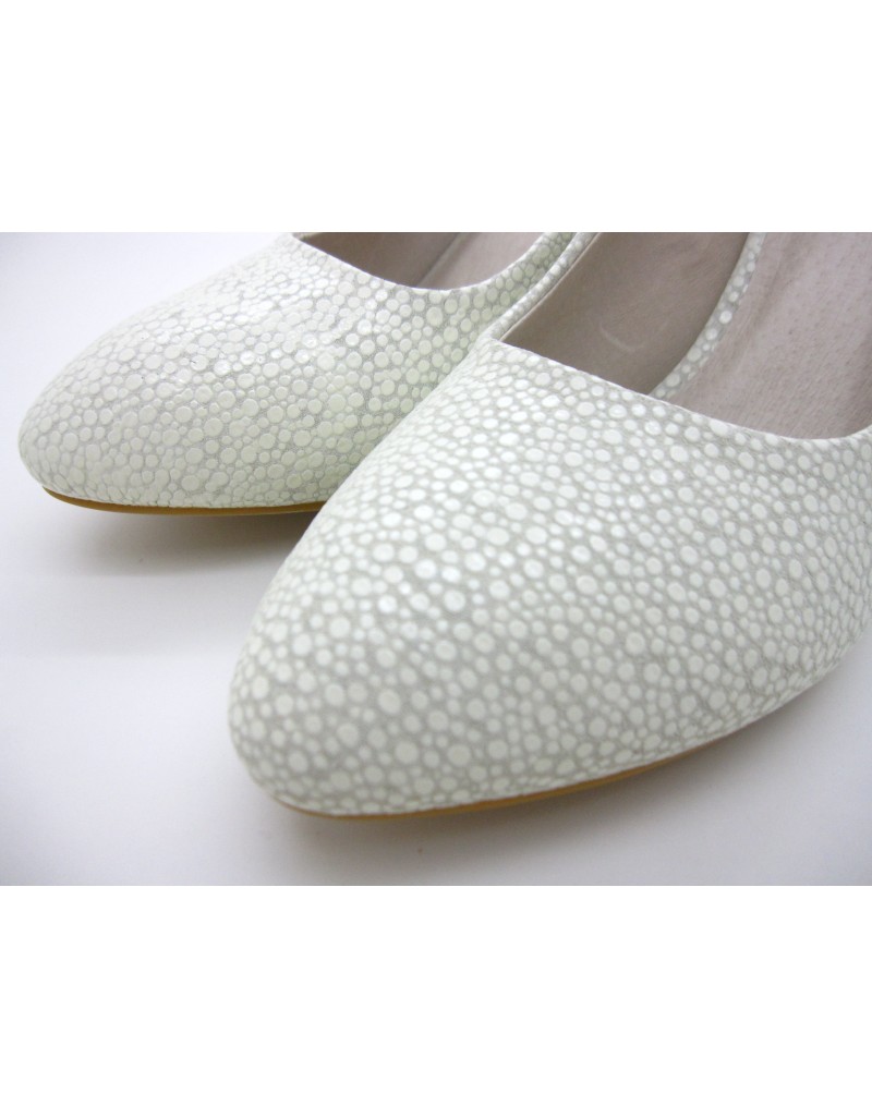 iOREK Premium Collection White Stingray Print Calf Leather Chunky Rhinestones Heels